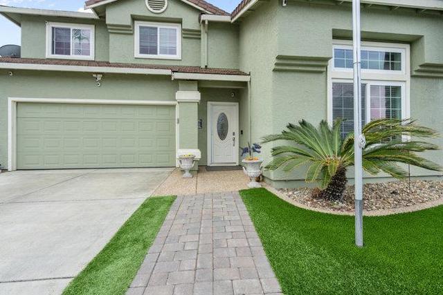 1650 Mimosa Street, Hollister CA: https://media.crmls.org/mediaz/73b8f9f9-268f-45c2-a65c-5b5c1b487bf4.jpg