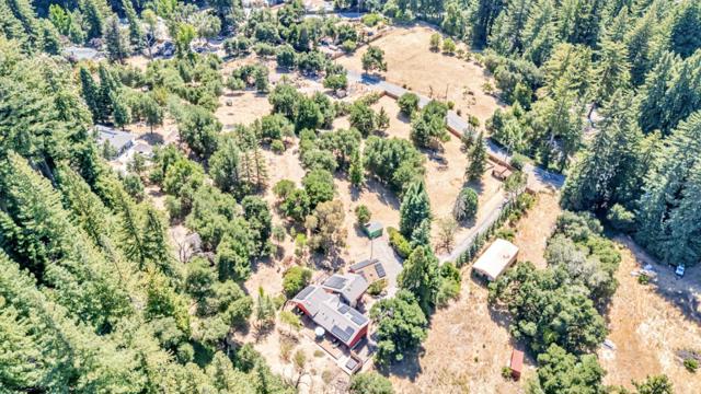 17900 China Grade Road, Boulder Creek CA: https://media.crmls.org/mediaz/73b9e796-2897-4758-b934-a80f14a558fb.jpg