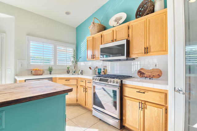 81145 Aurora Avenue, Indio CA: https://media.crmls.org/mediaz/73ba207b-f381-4d07-b893-1eca0e415d7c.jpg