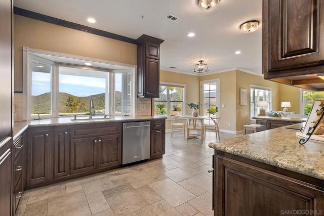 Image 8 of 54 For 2951 Fairview Dr