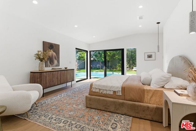 7401 Costello Avenue, Van Nuys CA: https://media.crmls.org/mediaz/73bbcaf7-f4c0-49ab-af5a-6c14bb5de8f9.jpg