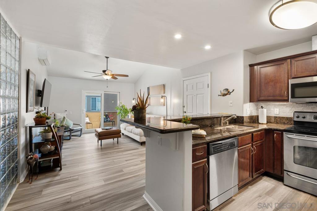 5402 Balboa Arms - photo 12