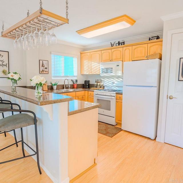 Detail Gallery Image 12 of 24 For 940 Calla Ave #15,  Imperial Beach,  CA 91932 - 4 Beds | 2 Baths