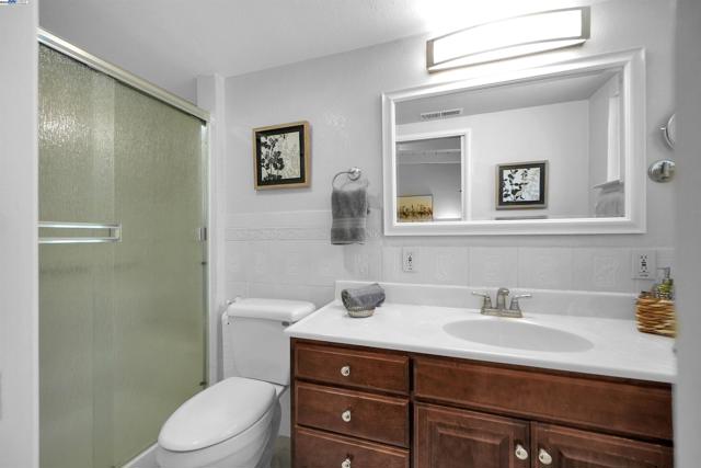 Image 24 of 42 For 38392 Nebo Dr