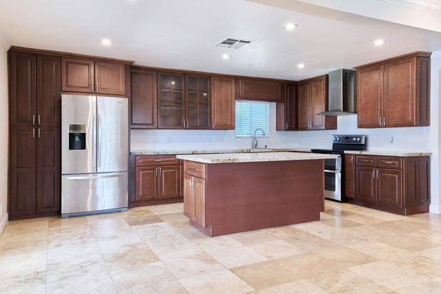 83175 Rue Paray, Thermal CA: https://media.crmls.org/mediaz/73bf959a-a77c-41ba-8c1f-93bb7b98f8ec.jpg