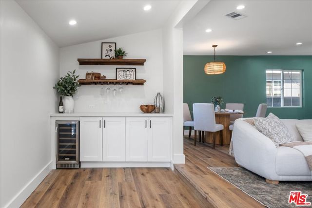 7045 Varna Avenue, North Hollywood CA: https://media.crmls.org/mediaz/73c0795e-4b2c-4d01-a08c-1052559f6e7a.jpg