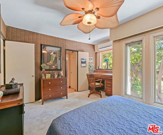 2228 Vista Del Mar Place, Los Angeles CA: https://media.crmls.org/mediaz/73c0d42e-3ab0-4acf-a563-ea58214a26b9.jpg