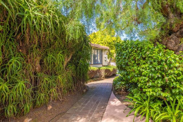 0 W Franklin Street, Monterey CA: https://media.crmls.org/mediaz/73c17df7-86bd-4471-b4f7-7c040e064dcc.jpg