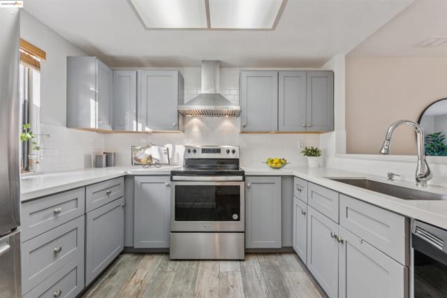 3732 Northridge Dr, Richmond CA: https://media.crmls.org/mediaz/73c18c0a-7156-430d-ae48-08651418c713.jpg