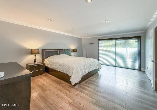 23225 Cass Avenue, Woodland Hills CA: https://media.crmls.org/mediaz/73c1a92c-47f4-41a1-a253-3ae3c069a457.jpg