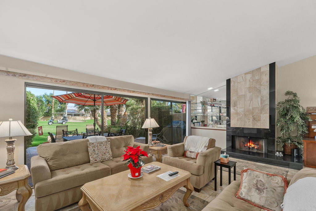 77620 Woodhaven Drive N