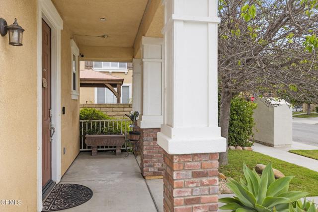371 Huerta Street, Oxnard CA: https://media.crmls.org/mediaz/73c45a76-76e2-40fe-809f-c39016281673.jpg