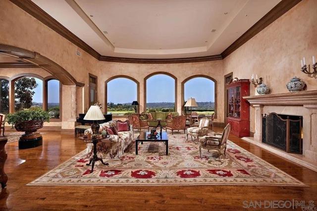 14716 Ladys Secret Drive, Rancho Santa Fe CA: https://media.crmls.org/mediaz/73c4e8c4-62b6-4ec2-8c54-a3a266000cb1.jpg
