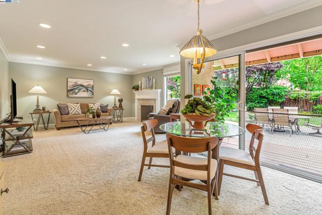 736 Tunbridge Rd, Danville CA: https://media.crmls.org/mediaz/73c73c8d-78c5-4e5b-9862-087f776e09e9.jpg