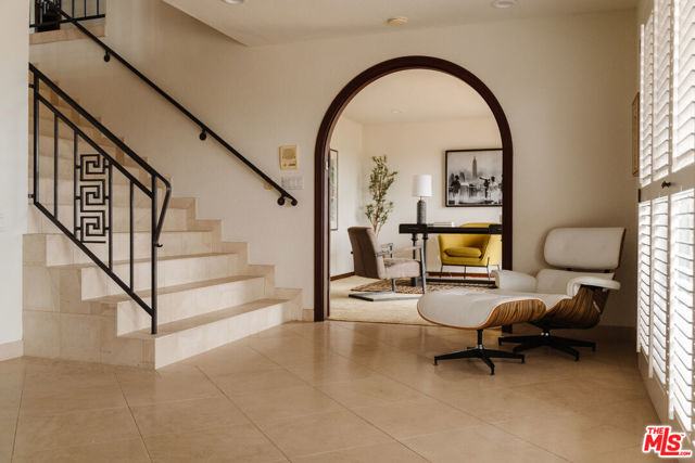 3837 Paseo De Las Tortugas, Torrance CA: https://media.crmls.org/mediaz/73c76b64-8c37-404d-a84a-c255926d7af9.jpg
