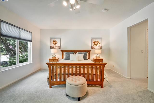 2841 Ptarmigan Dr, Walnut Creek CA: https://media.crmls.org/mediaz/73c7b040-0cd1-46ef-ba50-1a5296cead0a.jpg