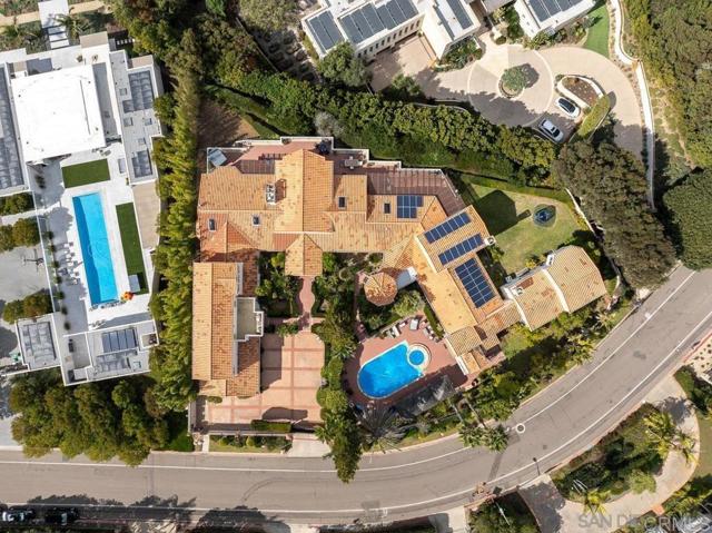 Detail Gallery Image 13 of 29 For 9450 La Jolla Farms Rd, La Jolla,  CA 92037 - 8 Beds | 7/1 Baths