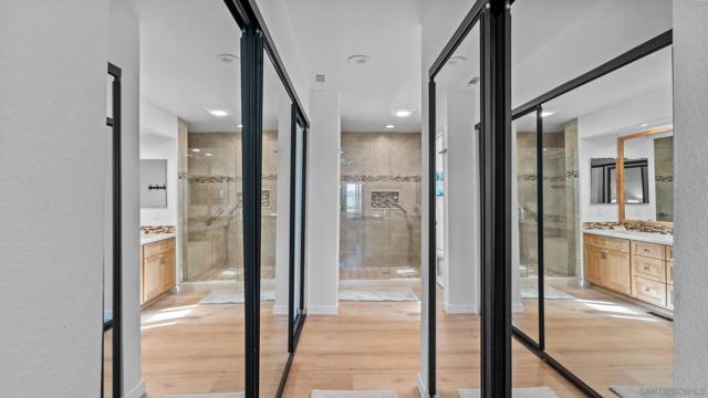 4621 Villas Court, Bonita CA: https://media.crmls.org/mediaz/73c8453c-95f4-4b65-9d63-4e0d6917c201.jpg