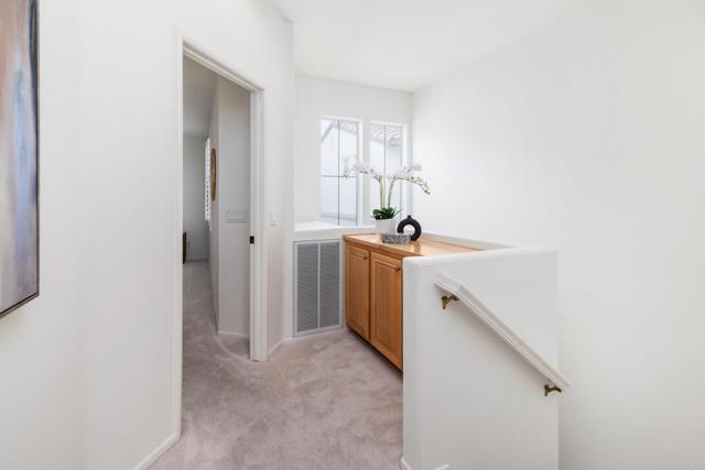 3767 Carmel View Rd #4, San Diego CA: https://media.crmls.org/mediaz/73c9b1cd-8ed7-428f-b8fa-d4560cd132d6.jpg