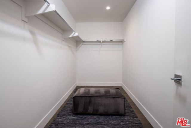 411 S Hamel Road, Los Angeles CA: https://media.crmls.org/mediaz/73c9f18f-07e4-4de2-ba4e-49e760b621cf.jpg