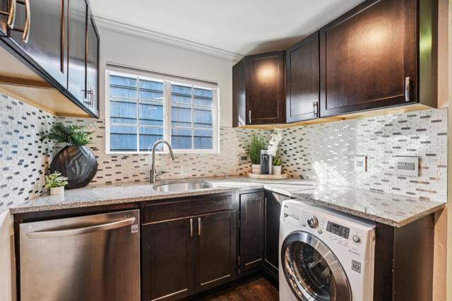 424 5th Avenue, Redwood City CA: https://media.crmls.org/mediaz/73ca000a-02e7-412e-9d93-b9d5c88fc5a9.jpg