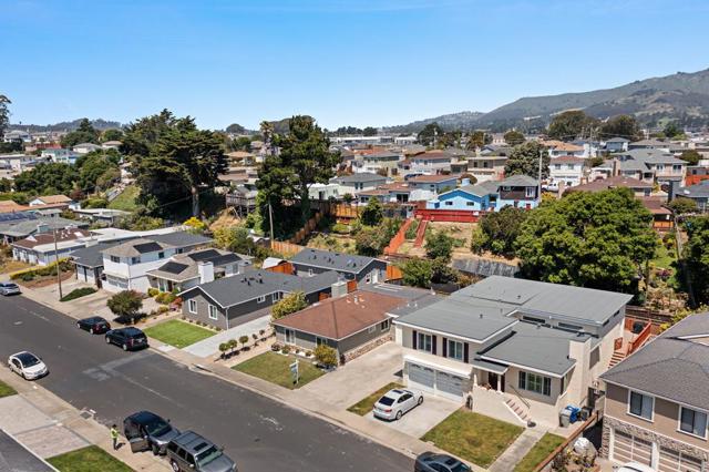110 Cuesta Drive, South San Francisco CA: https://media.crmls.org/mediaz/73ca0a17-7a11-474c-9a60-555745cbedba.jpg