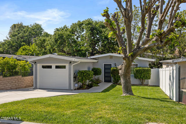 789 Glen Oaks Road, Thousand Oaks CA: https://media.crmls.org/mediaz/73ca8d7d-4b09-428e-a21b-8b2056c15b3b.jpg