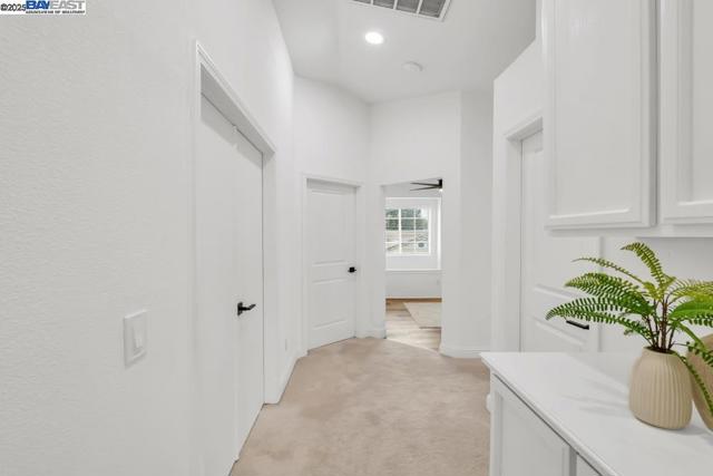 9193 Bungalow Way, Elk Grove CA: https://media.crmls.org/mediaz/73cacd0e-e083-4eb0-8745-0ffa8a53f8e8.jpg
