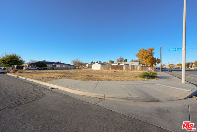 Image 36 of 40 For 38543 10th Street