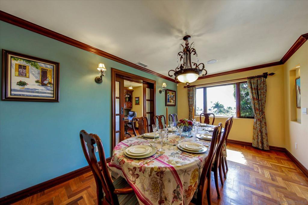 2540 Chatsworth - photo 19
