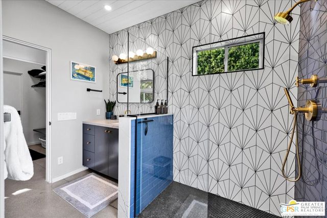 657 N Juanita Drive, Palm Springs, CA 92262