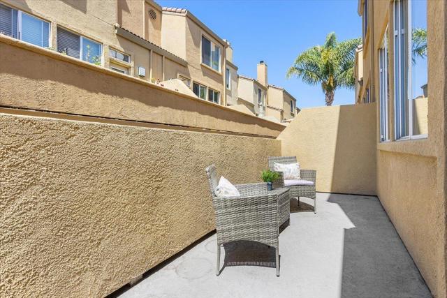 1690 Civic Center Drive, Santa Clara CA: https://media.crmls.org/mediaz/73cc5776-ad34-436f-9f4d-007f12857991.jpg