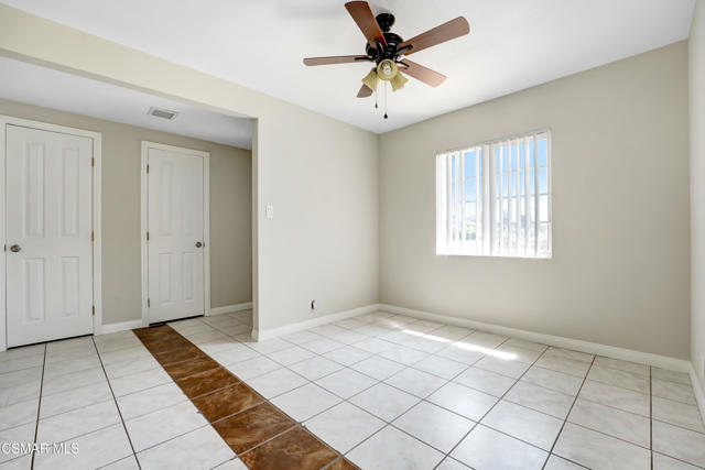 2391 Heather Street, Simi Valley CA: https://media.crmls.org/mediaz/73cda74b-5ee3-4d7f-900c-01e61ec4b81a.jpg