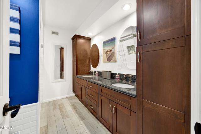 Detail Gallery Image 24 of 50 For 9816 Calvin Avenue, Northridge,  CA 91324 - 6 Beds | 4/2 Baths