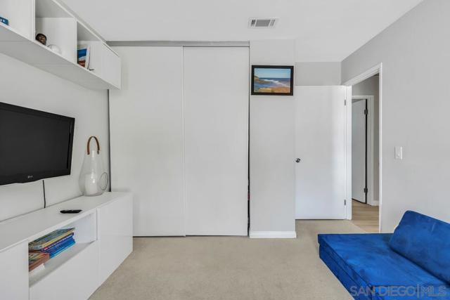 3978 Shenandoah Dr, Oceanside CA: https://media.crmls.org/mediaz/73cf2bc4-9ea7-45e3-927f-bfad22990b8d.jpg