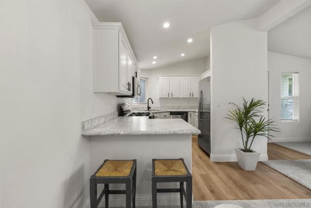 22899 Byron Rd, Crestline CA: https://media.crmls.org/mediaz/73cfbaa2-1edf-4d76-9679-92671b4a8d44.jpg