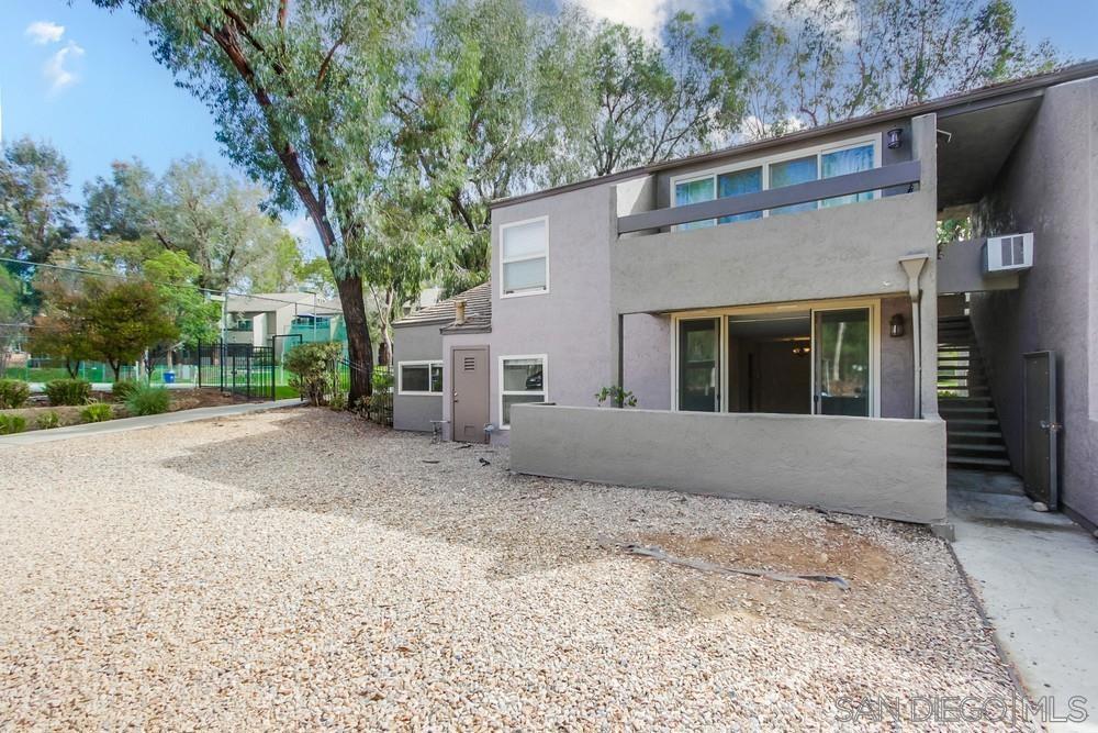 MLS #250039547SD image #35