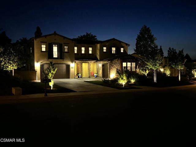1323 Arroyo View Street, Thousand Oaks CA: https://media.crmls.org/mediaz/73d0e940-848f-4c3d-8c60-5ddf11b7dbb5.jpg