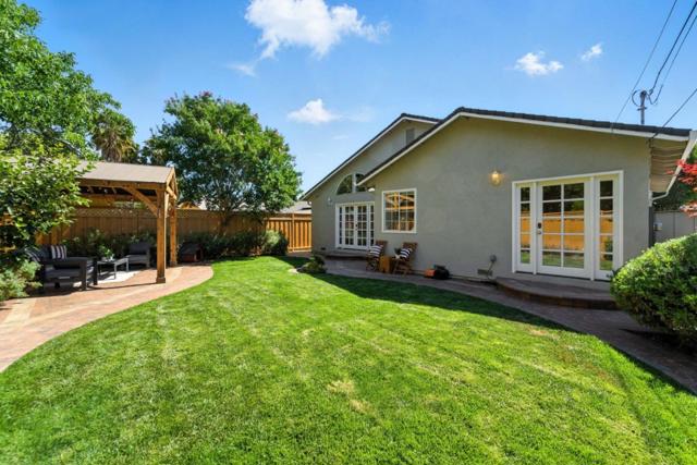 689 Robin Drive, Santa Clara CA: https://media.crmls.org/mediaz/73d25333-2873-44be-bf22-08cff98b229b.jpg