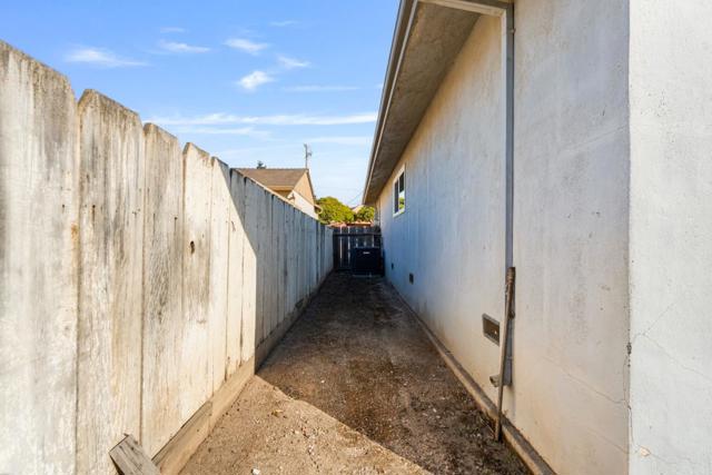 641 Main Street, Soledad CA: https://media.crmls.org/mediaz/73d28878-5361-449a-8065-6ac3084c6966.jpg