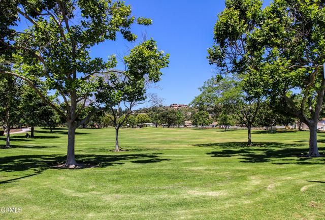 904 Calle Higuera, Camarillo CA: https://media.crmls.org/mediaz/73d2b230-693e-4cfb-a9a4-3884242aec0c.jpg