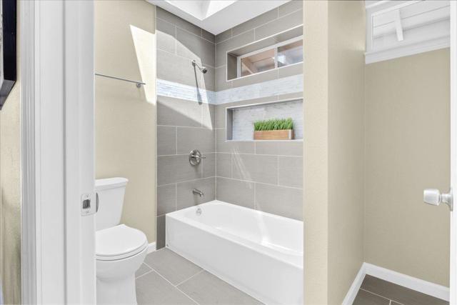 31 La Mirada Court, Salinas CA: https://media.crmls.org/mediaz/73d32cd3-706f-43d1-a3b7-82ee567905ae.jpg