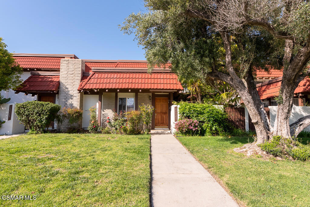 22327 Devonshire Street, Chatsworth, CA 91311