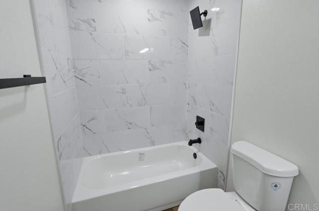 421 Locdel Court, Chula Vista CA: https://media.crmls.org/mediaz/73d56174-995c-4010-b5b7-72aa1a738941.jpg