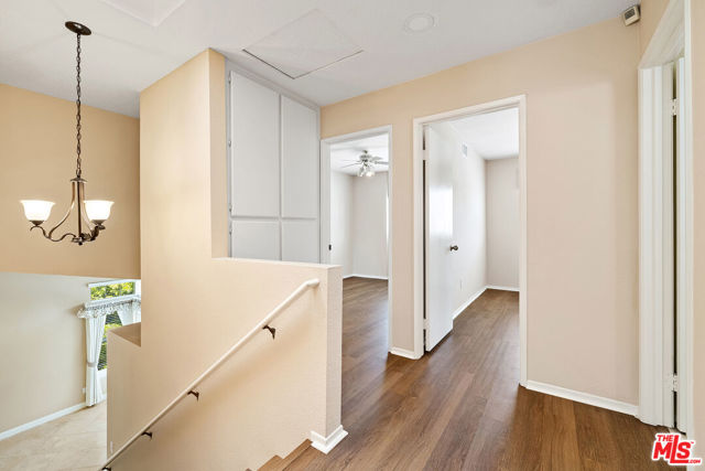 27050 Riversbridge Way, Valencia CA: https://media.crmls.org/mediaz/73d56ee2-6320-44e1-a420-bf81b3d1ffd7.jpg