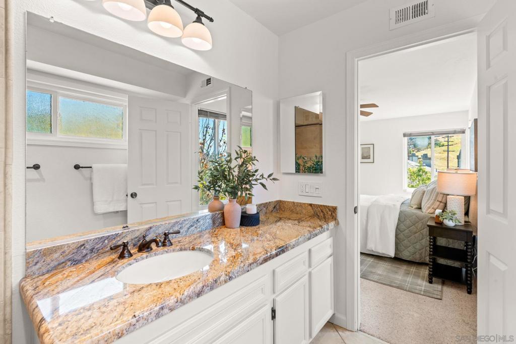 3435 Reynard - photo 19