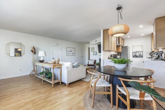 3845 Groton St, San Diego CA: https://media.crmls.org/mediaz/73d6a754-447b-4ceb-80db-1a4aca0431a1.jpg