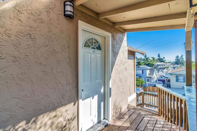 1396 27Th St, Oakland, California 94606, ,Multi-Family,For Sale,27Th St,41061755