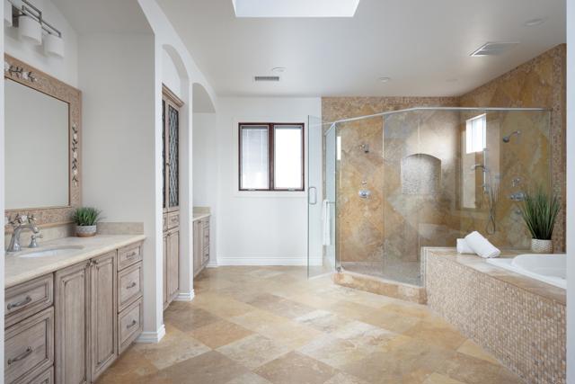 15017 Skyridge Road, Poway CA: https://media.crmls.org/mediaz/73d88462-7dfa-4b5f-aad5-e721ba9e30e6.jpg
