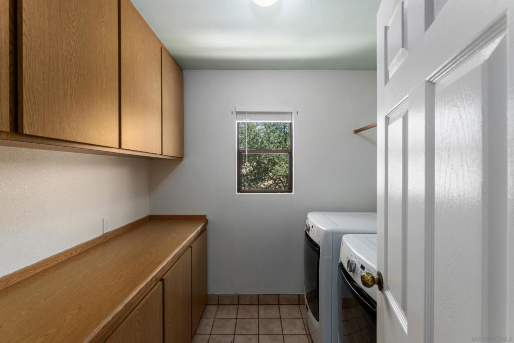 MLS #250034940SD img 28